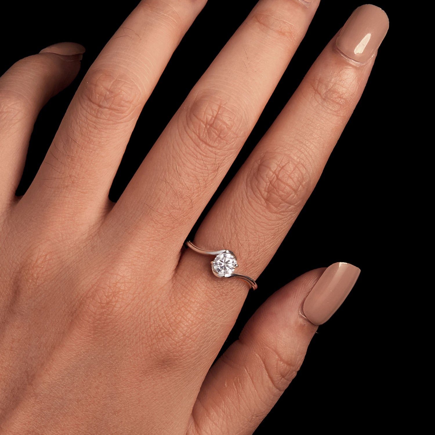 Elegant Twist Solitaire Moissanite Ring | Sterling Silver