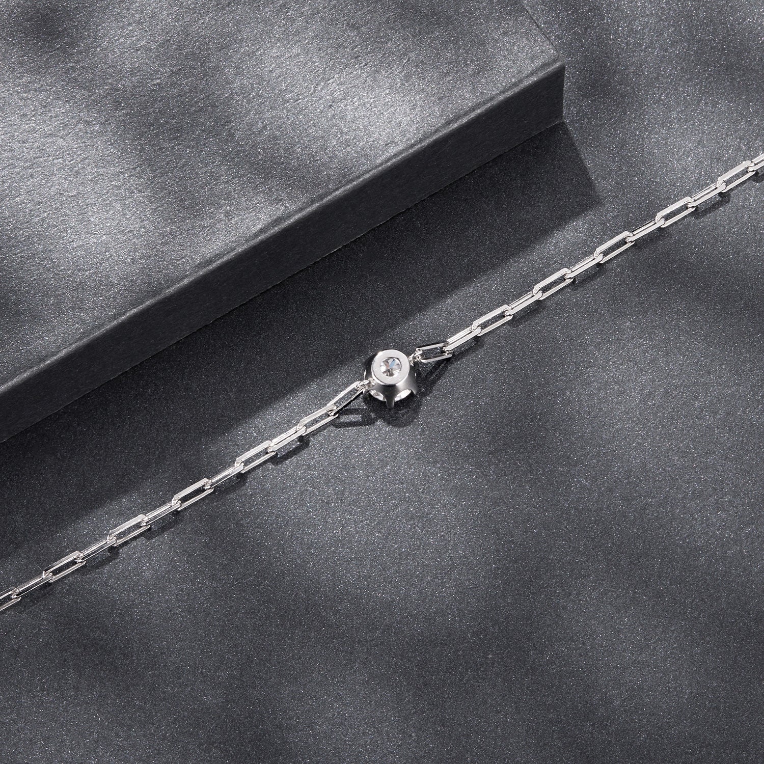 Paperclip Chain Moissanite Bracelet | Sterling Silver